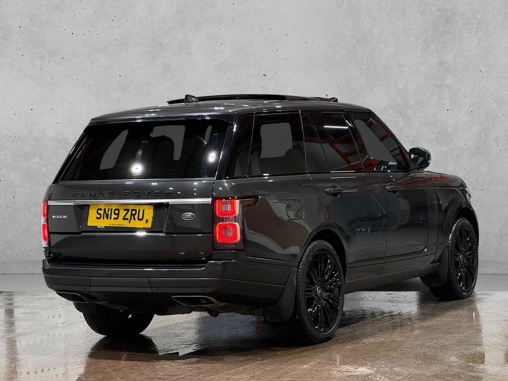 
								2019 Range Rover Vogue SDV6 full									