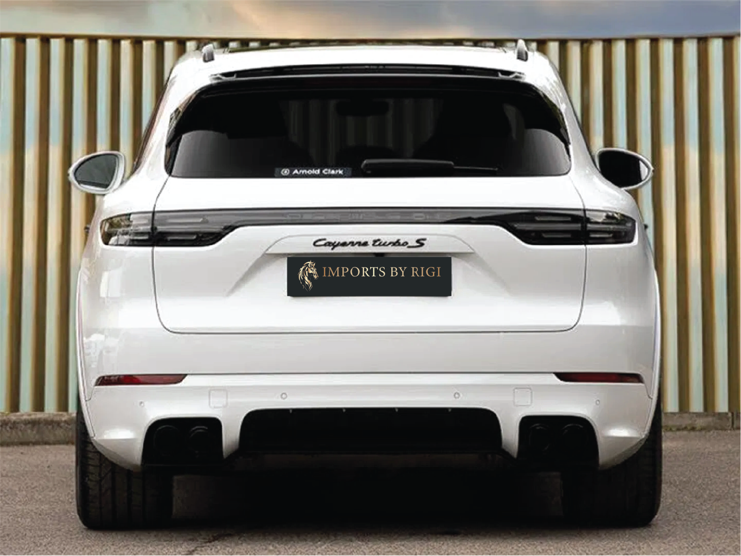 
								2021 Porsche Cayenne Turbo S E-Hybrid full									