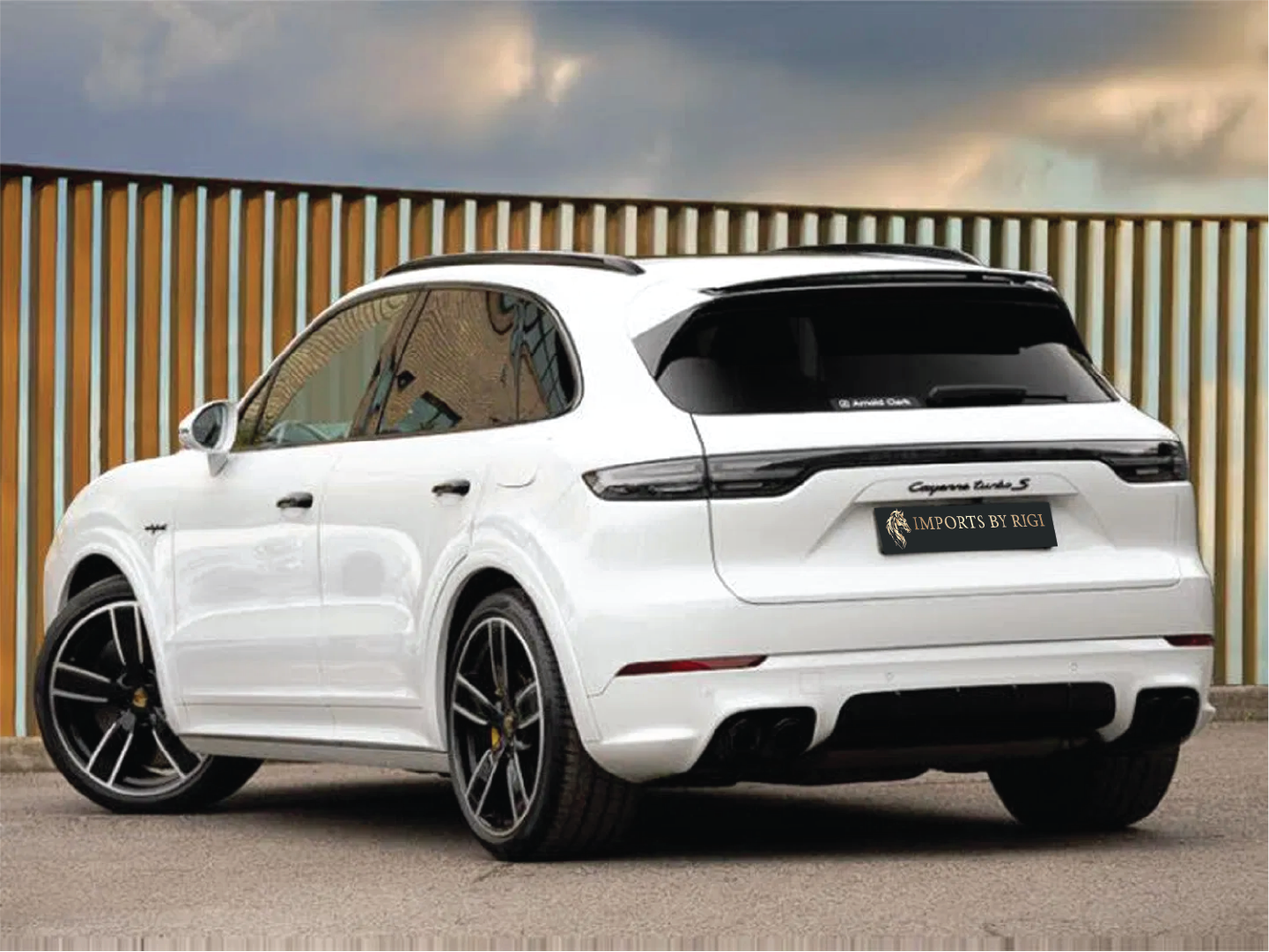 
								2021 Porsche Cayenne Turbo S E-Hybrid full									