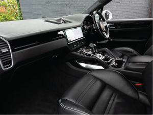 2021 Porsche Cayenne Turbo S E-Hybrid