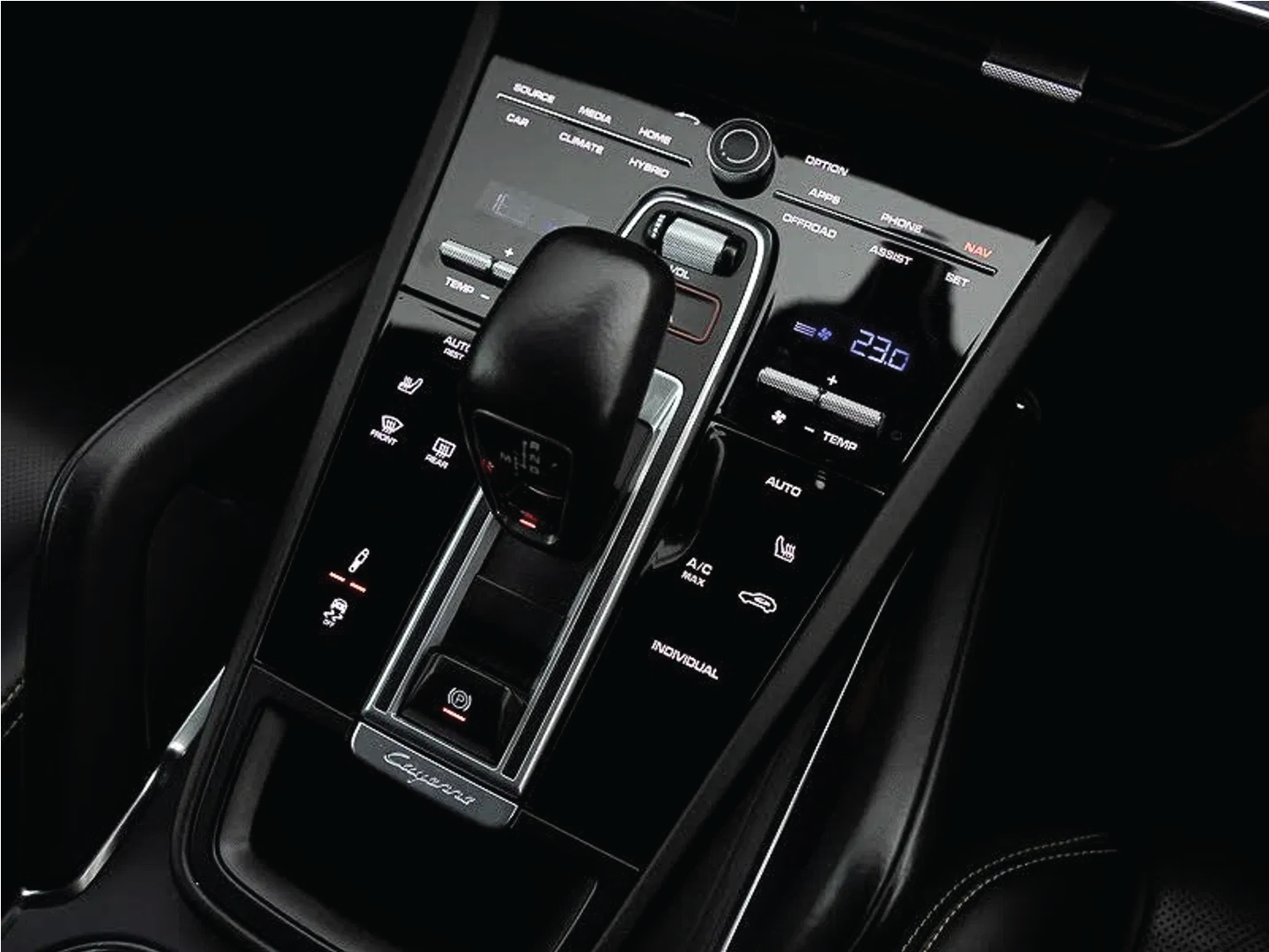 
								2021 Porsche Cayenne Turbo S E-Hybrid full									