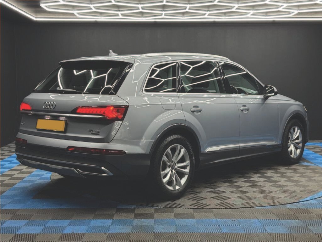 
								2020 Audi Q7 50 TDI Sport full									
