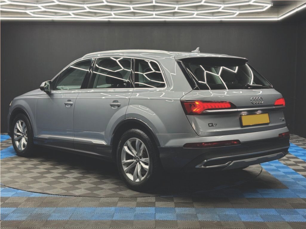 
								2020 Audi Q7 50 TDI Sport full									