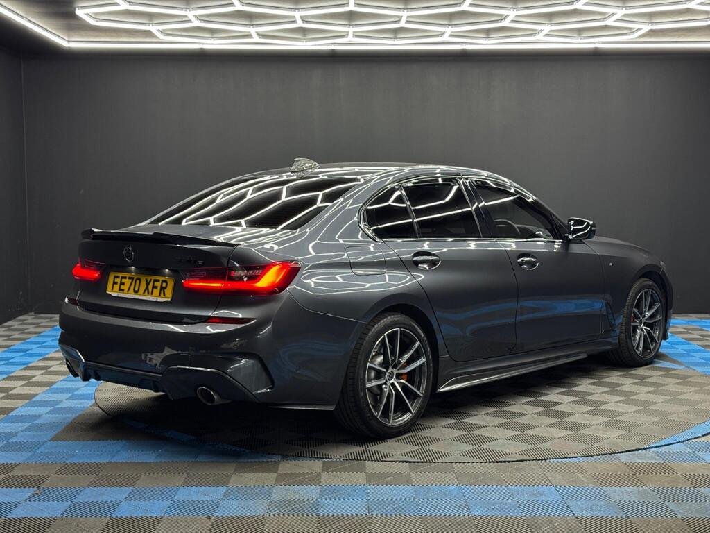 
								2020 BMW 3 Series 330e M Sport full									