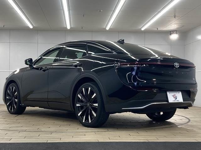 
								2023 Toyota Crown Crossover RS Advance full									
