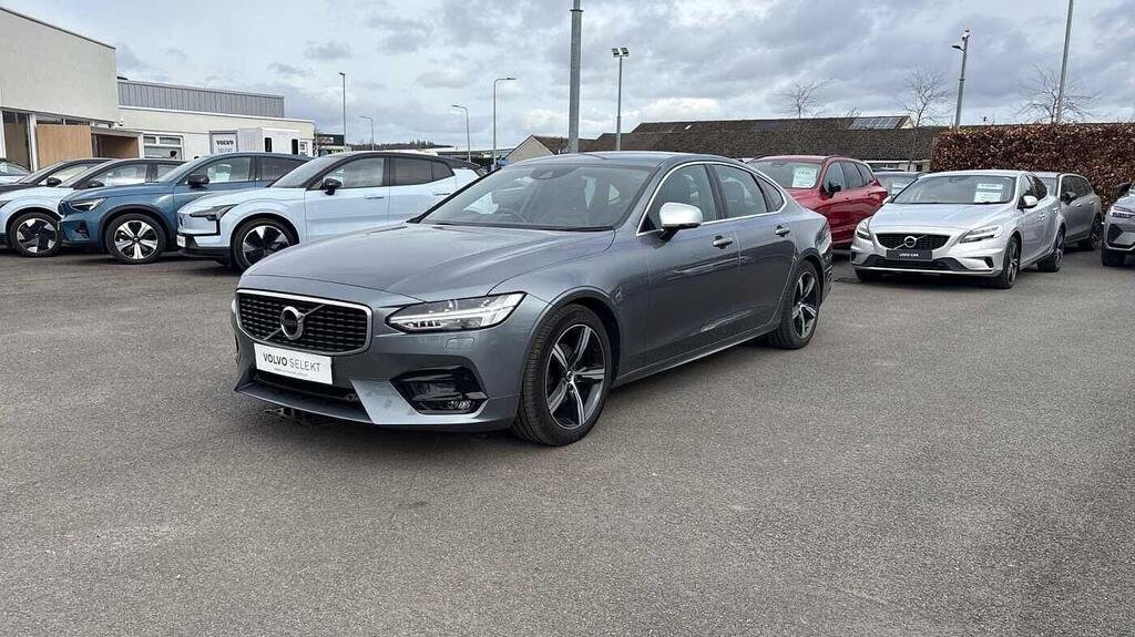 2020 Volvo S90 D4 R-Design