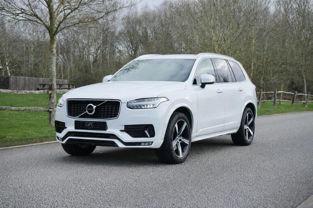 2019 Volvo XC90 T5 R-Design