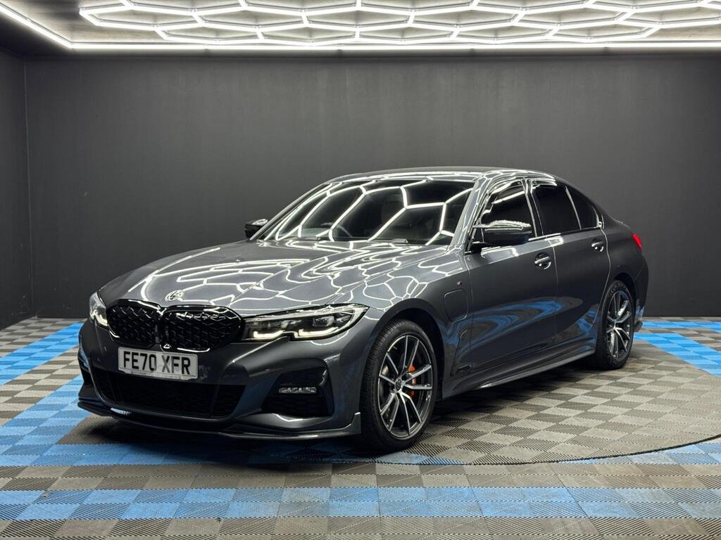 2020 BMW 3 Series 330e M Sport