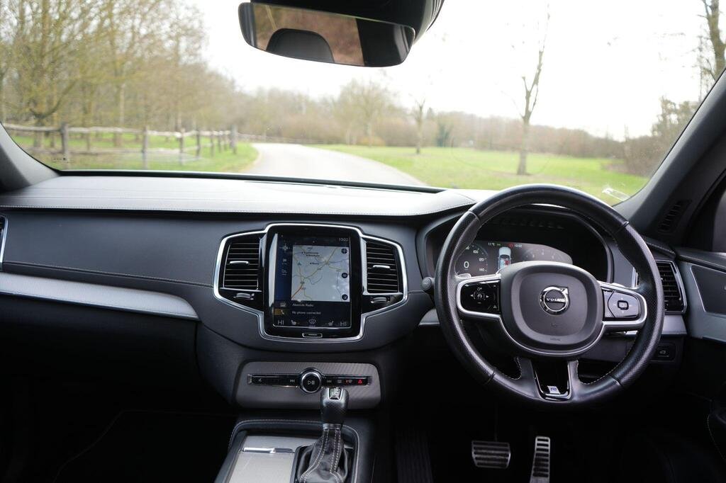 2019 Volvo XC90 T5 R-Design