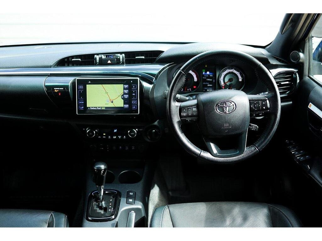2020 Toyota Hilux Invincible X