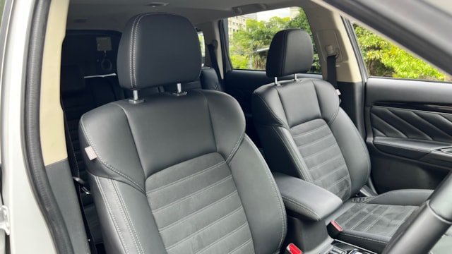 2019 Mitsubishi Outlander PHEV G