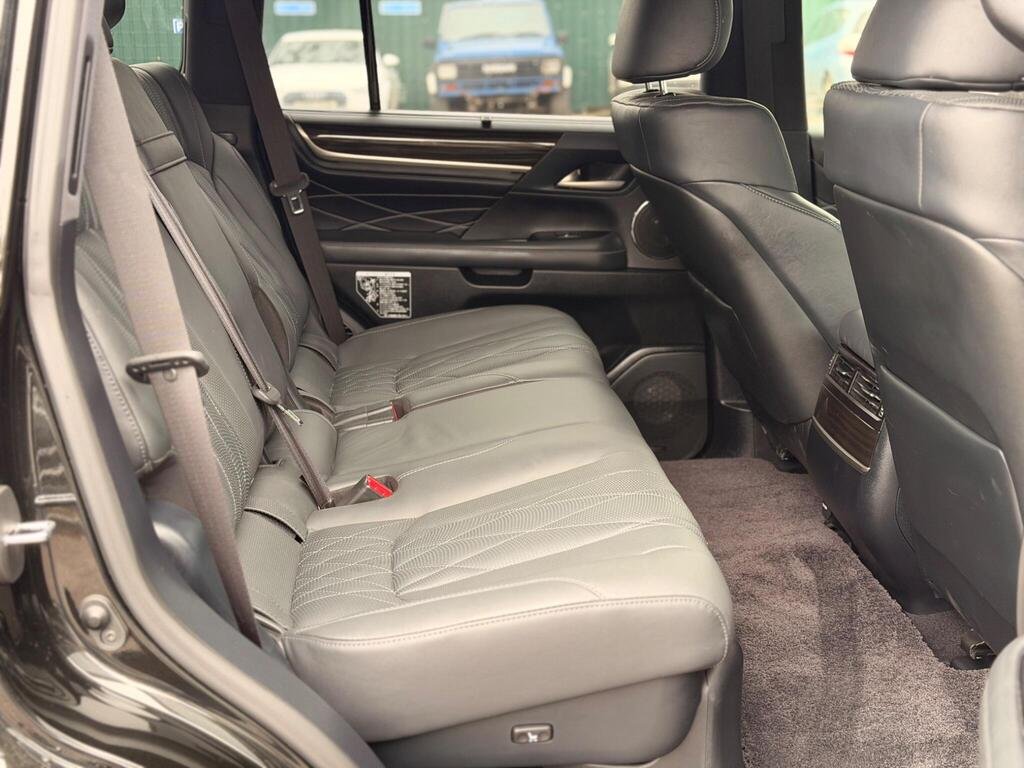 2019 Lexus LX570