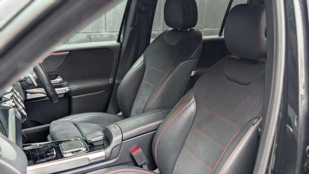 2019 Mercedes-Benz GLB220d AMG Line 4Matic