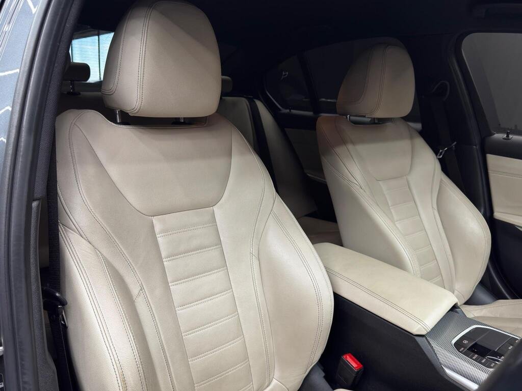 2020 BMW 3 Series 330e M Sport