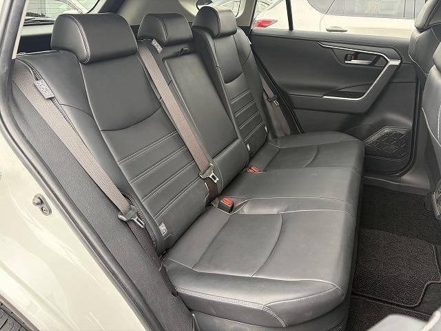 
								2020 Toyota RAV4 Hybrid G full									