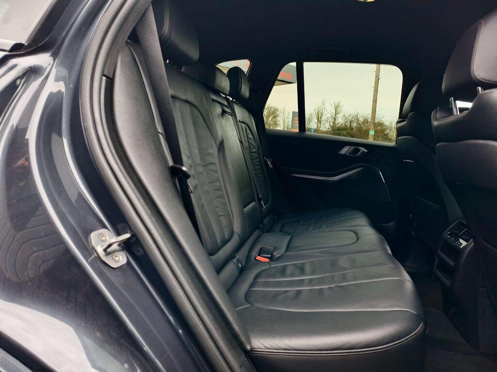 
								2019 BMW X5 30d xDrive M Sport full									