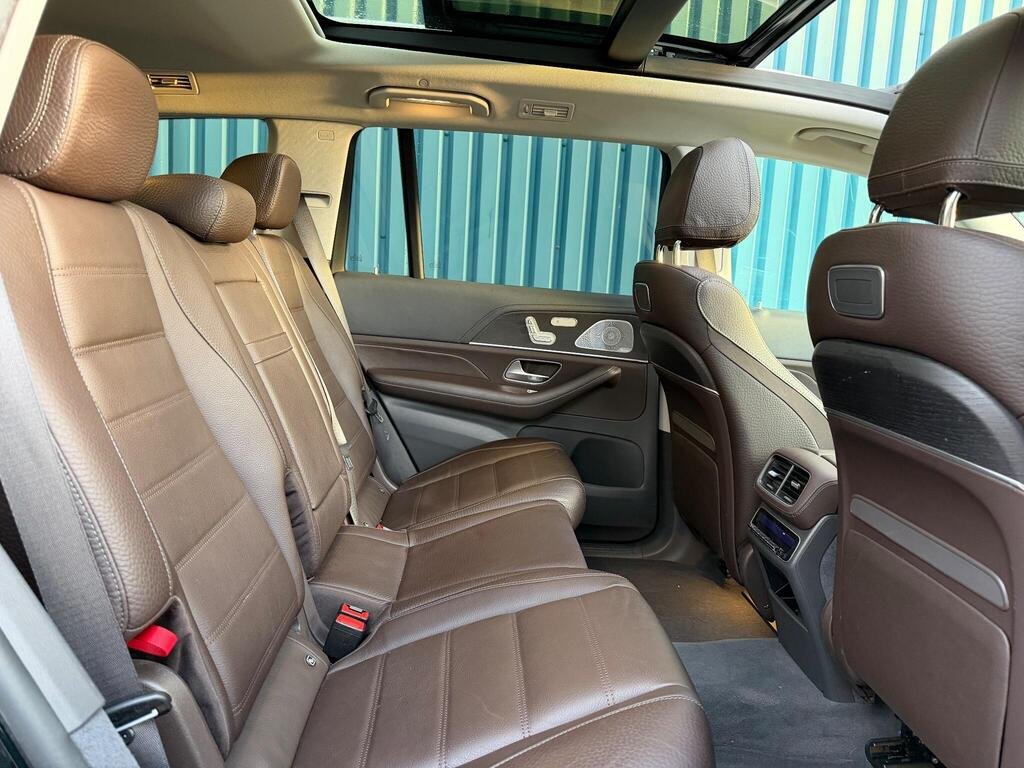 
								2020 Mercedes-Benz GLS400d AMG Line full									