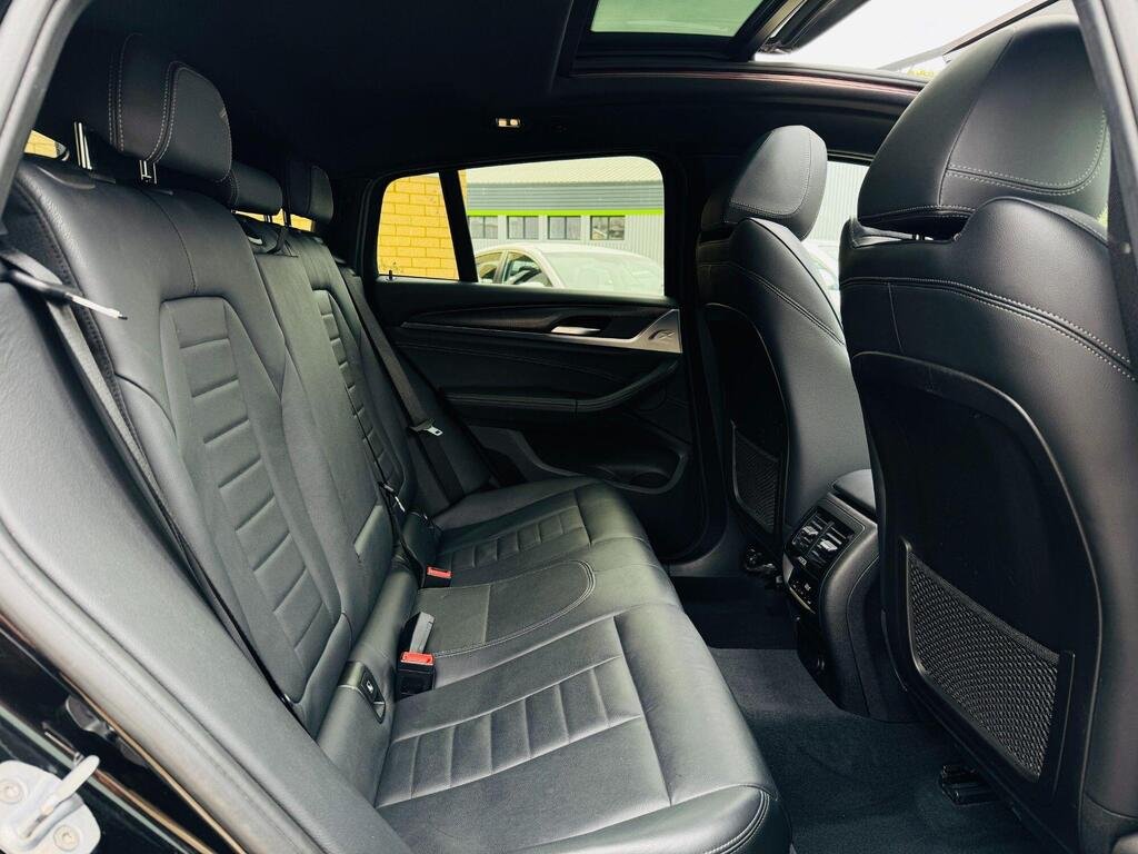 
								2019 BMW X4 30d xDrive M Sport full									