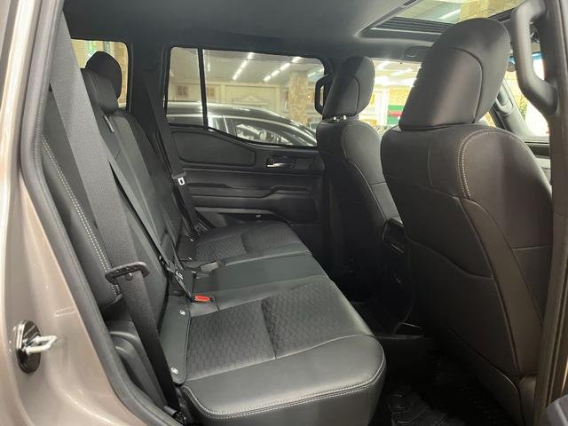 
								2025 Toyota Land Cruiser 250 VX full									