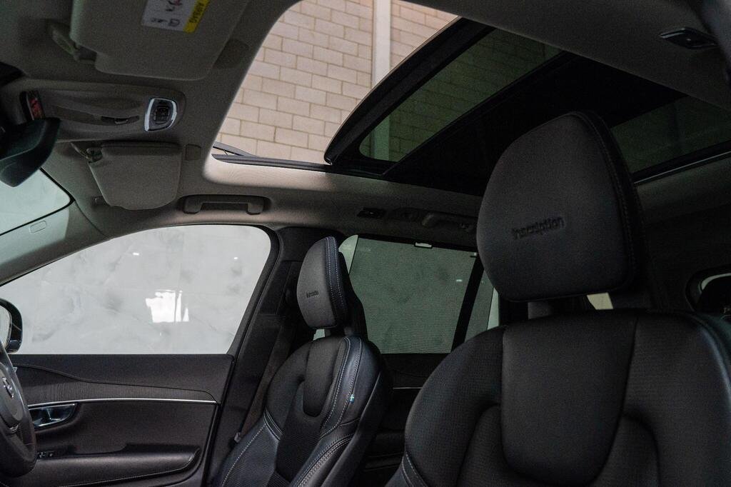 
								2019 Volvo XC90 T5 Inscription full									