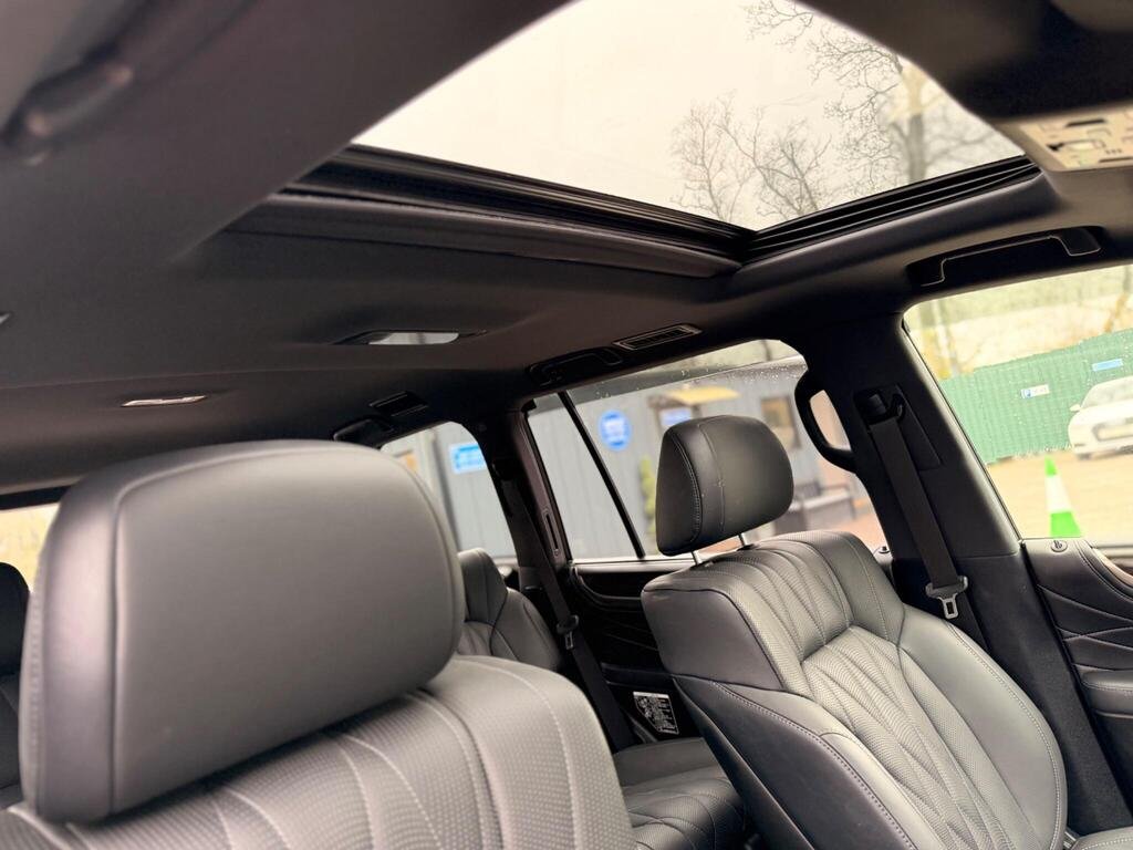
								2019 Lexus LX570 full									