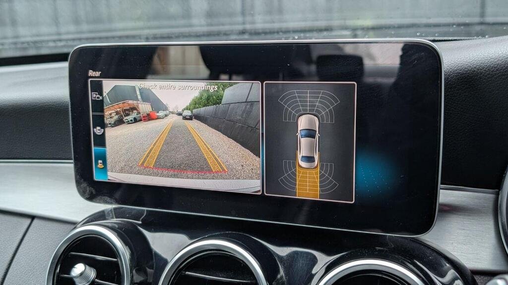 
								2019 Mercedes-Benz C200 MHEV AMG Line full									