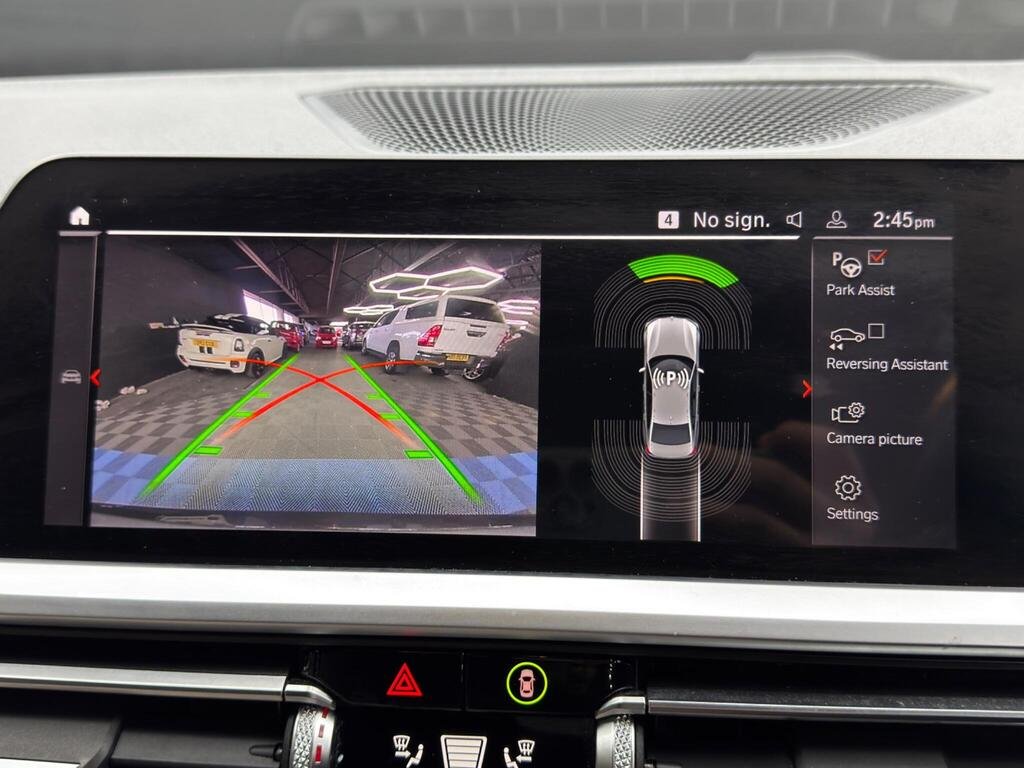 
								2020 BMW 3 Series 330e M Sport full									