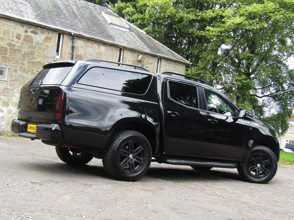
								2019 Mercedes-Benz X Class X250D full									