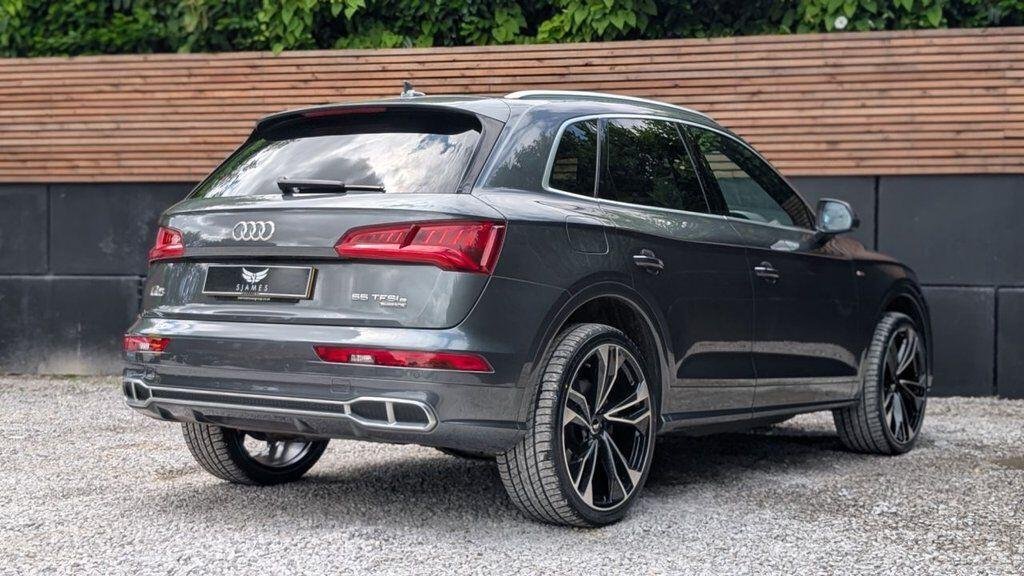 
								2019 Audi Q5 40 TDI S Line Quattro full									