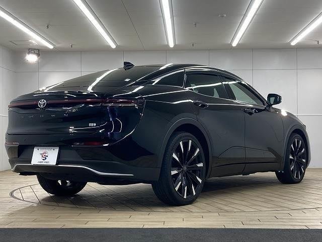 
								2023 Toyota Crown Crossover RS Advance full									