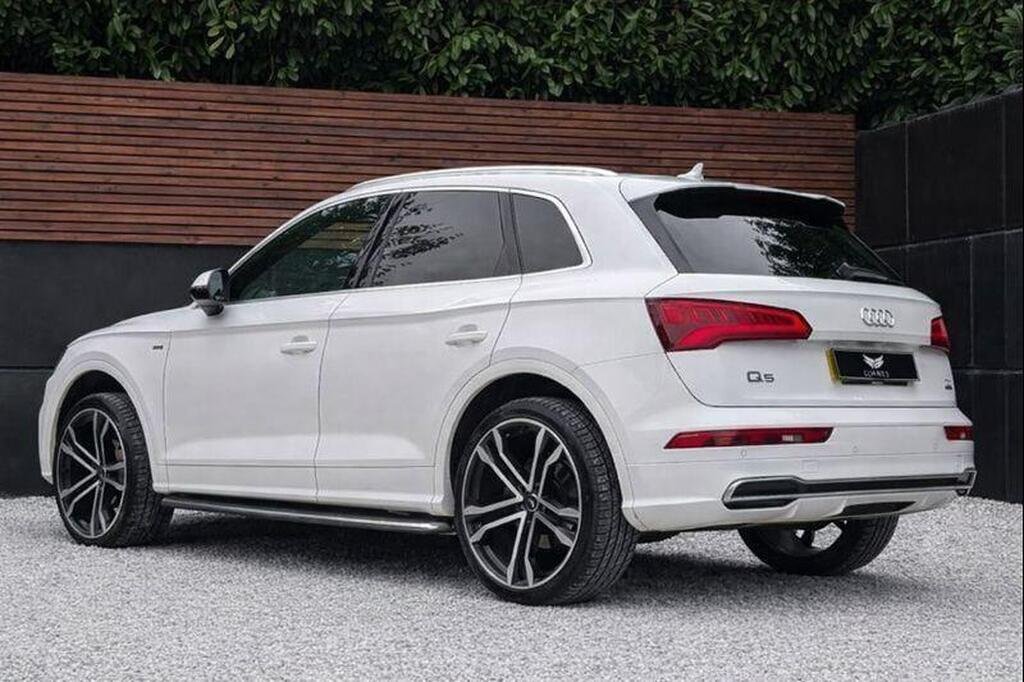 
								2019 Audi Q5 40 TDI S Line Quattro full									