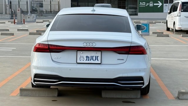 
								2020 Audi A7 Sportback 45 TFSI Quattro S Line full									