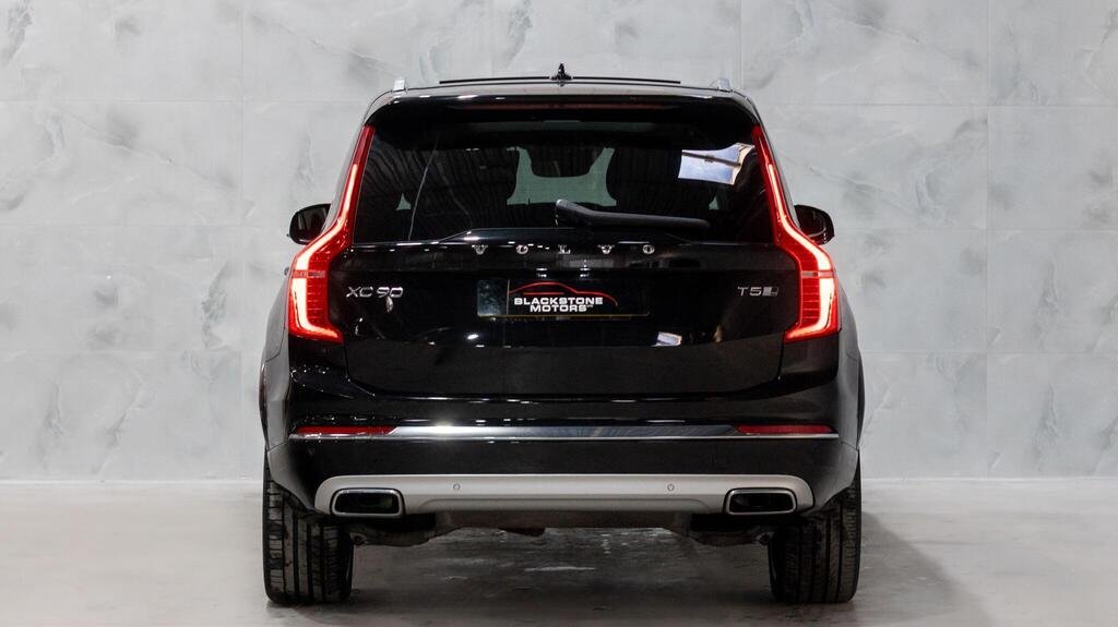 
								2019 Volvo XC90 T5 Inscription full									