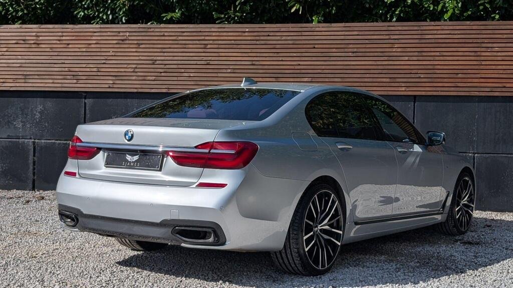 
								2019 BMW 7 Series 740d M Sport xDrive full									