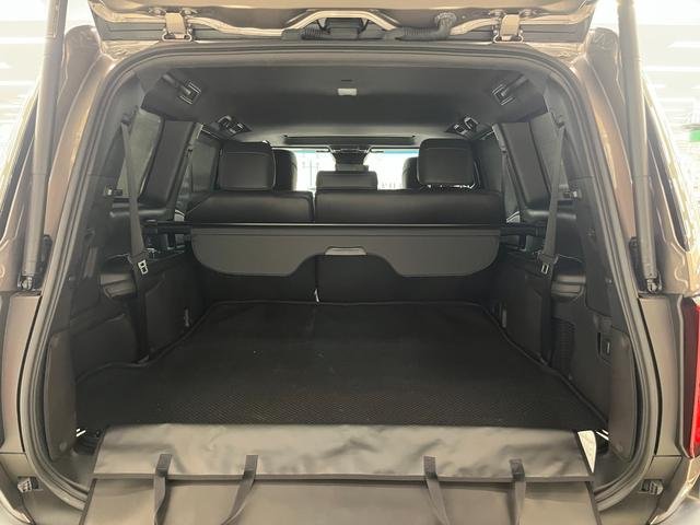 
								2025 Toyota Land Cruiser 250 VX full									