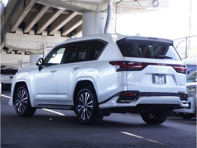 
								2025 Lexus LX600 full									