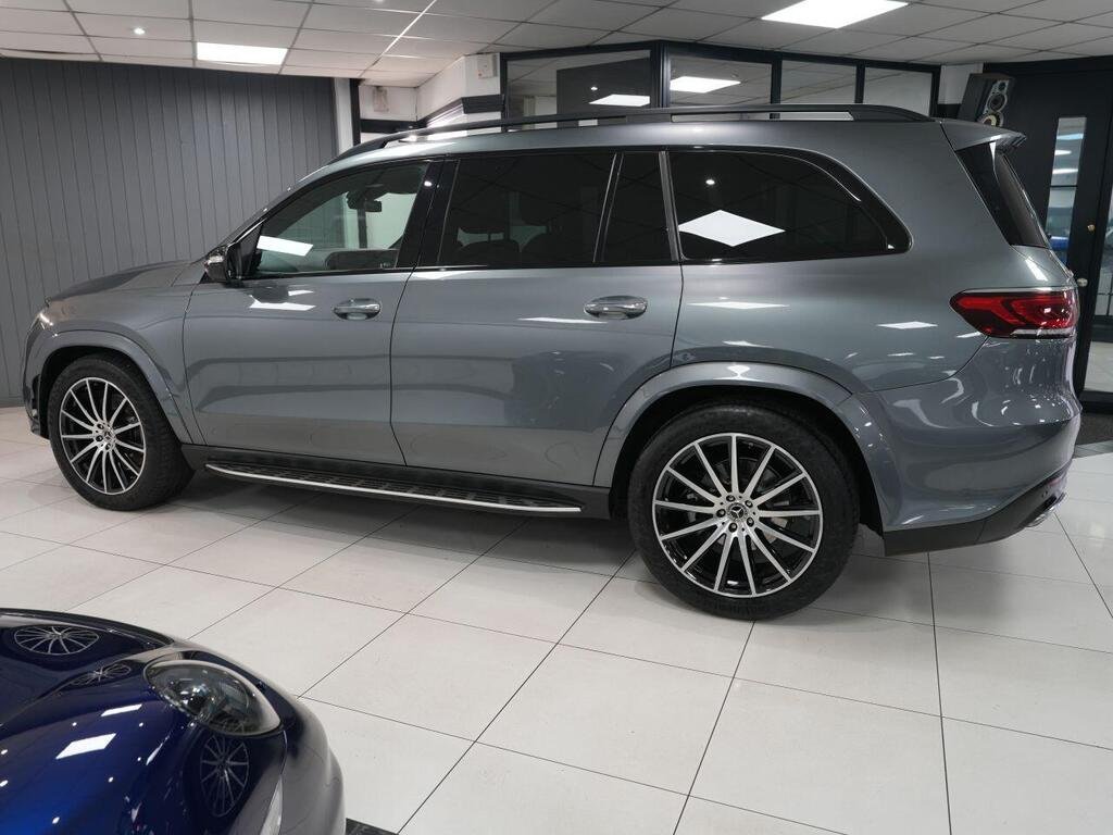 
								2022 Mercedes-Benz GLS400d Night Edition full									
