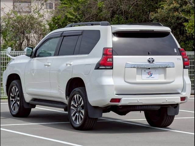 
								2021 Toyota Land Cruiser Prado TX L full									
