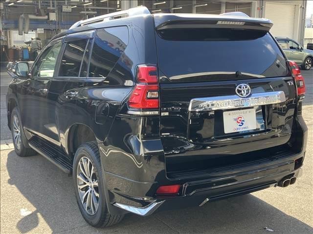 
								2021 Toyota Land Cruiser Prado TX L full									