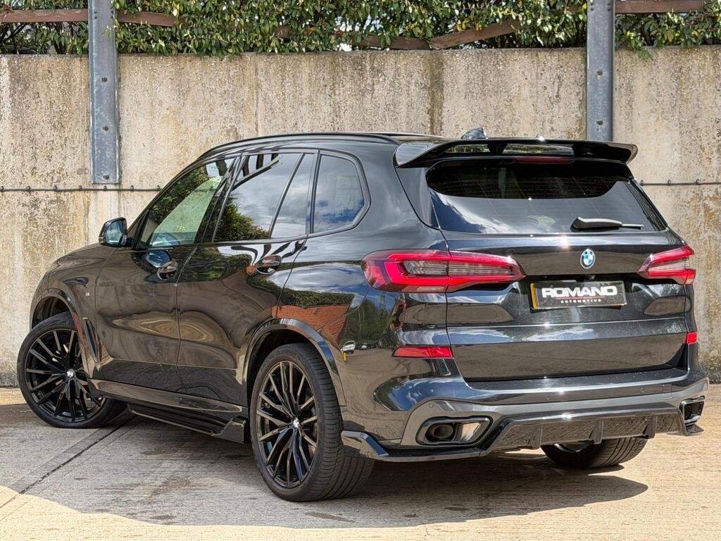 
								2022 BMW X5 30d M Sport xDrive full									