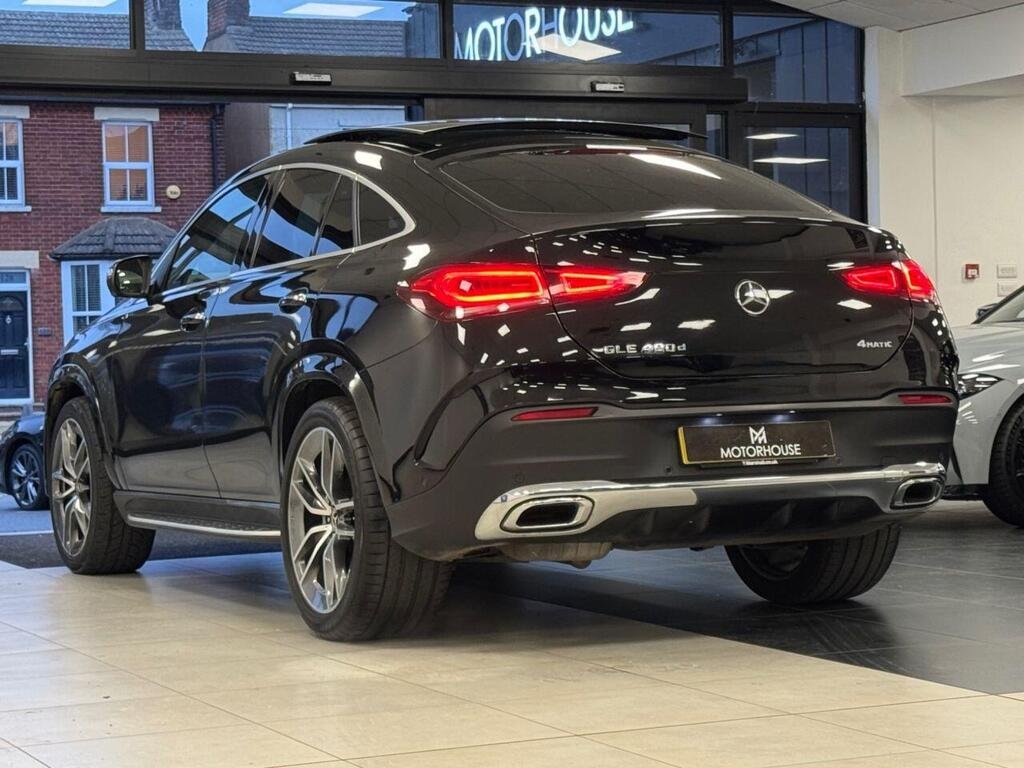 
								2020 Mercedes-Benz GLE400d AMG Line full									