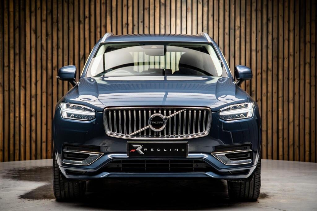 2022 Volvo CX90 B5 Inscription