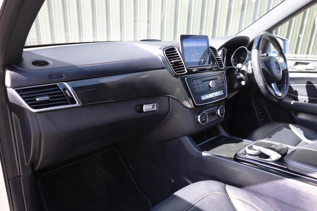 2019 Mercedes-Benz GLS350d AMG Line