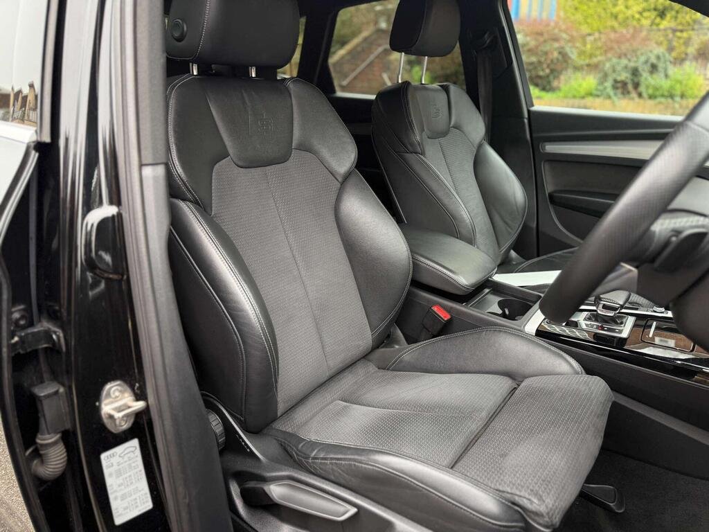 2021 Audi Q5 50 TFSIe S Line