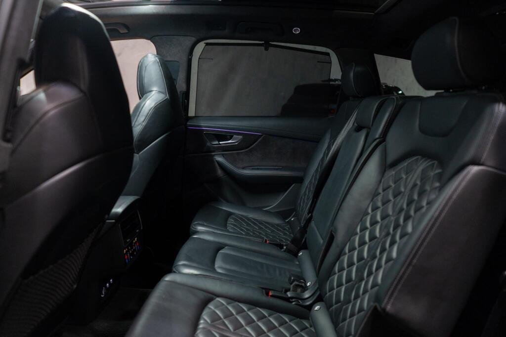 
								2019 Audi Q7 50 TDI Vorsprung full									
