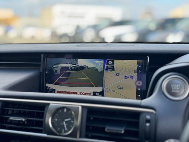 
								2019 Lexus IS350 full									
