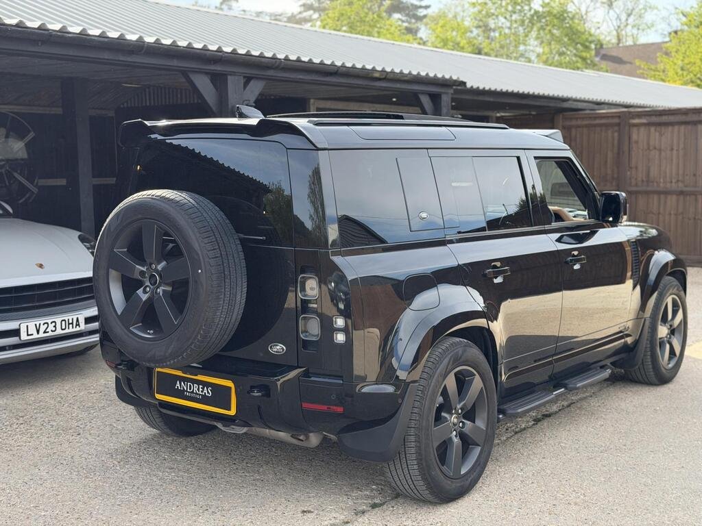 
								2020 Land Rover Defender 110 P400 MHEV X full									