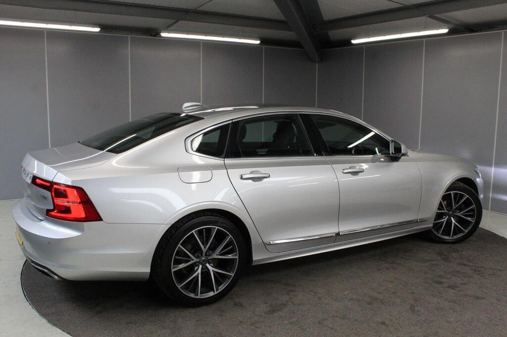 
								2020 Volvo S90 T4 Inscription full									