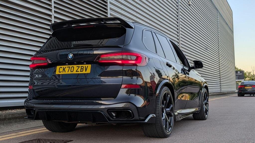 
								2020 BMW X5 40i M Sport xDrive full									