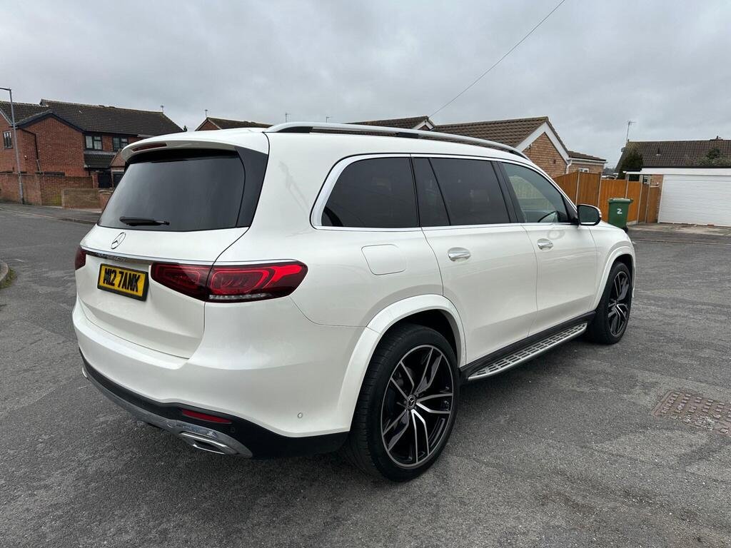 
								2020 Mercedes-Benz GLS400d AMG Line full									